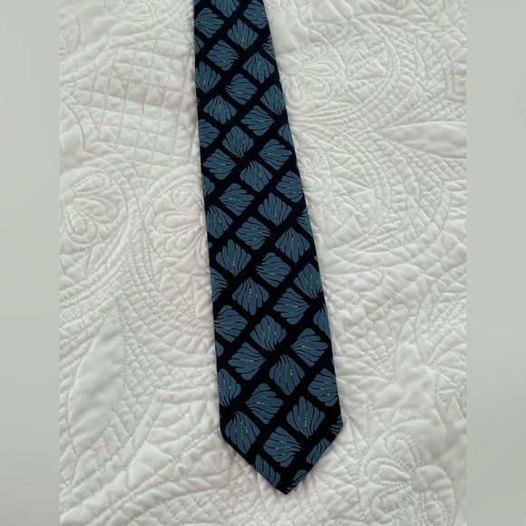 🌟3 for $25🌟 Givenchy Tie Men’s Silk Blue Geometric Silk - Picture 1 of 8